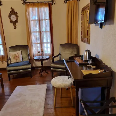 Konukevi Olivia1845 Ayvalık Over 16 Years Old *