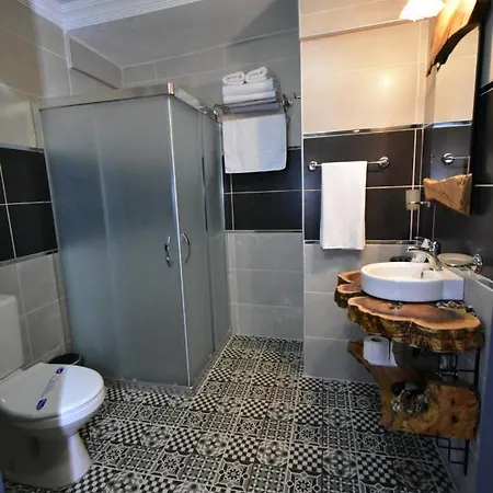 Olivia1845 Ayvalık Over 16 Years Old Ayvalı