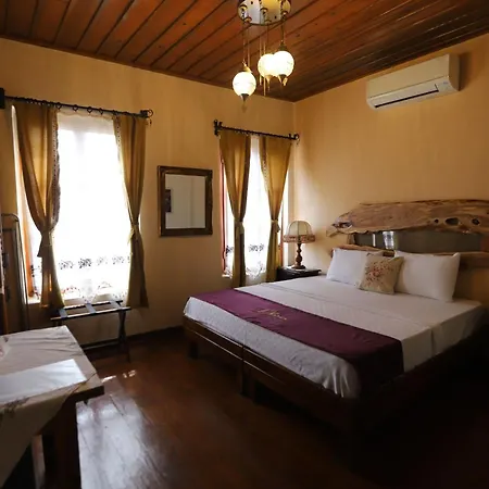 Olivia1845 Ayvalık Over 16 Years Old Konukevi Ayvalı