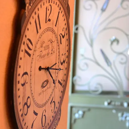 Konukevi Olivia1845 Ayvalık Over 16 Years Old *