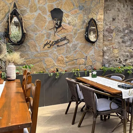 Olivia1845 Over 16 Years Old