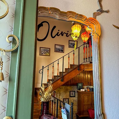 Olivia1845 Over 16 Years Old Ayvalı