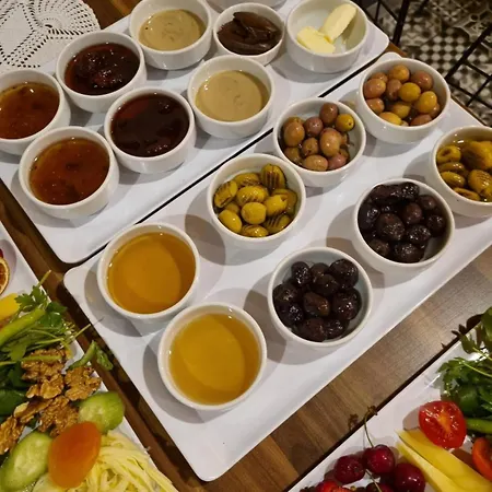 Olivia1845 Ayvalık Over 16 Years Old * Ayvalı